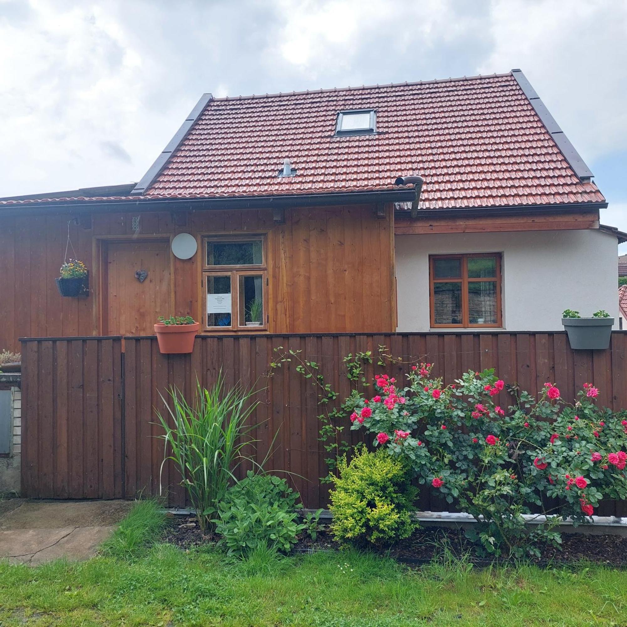 Apartmany U Tri Slunci Hroubovice エクステリア 写真