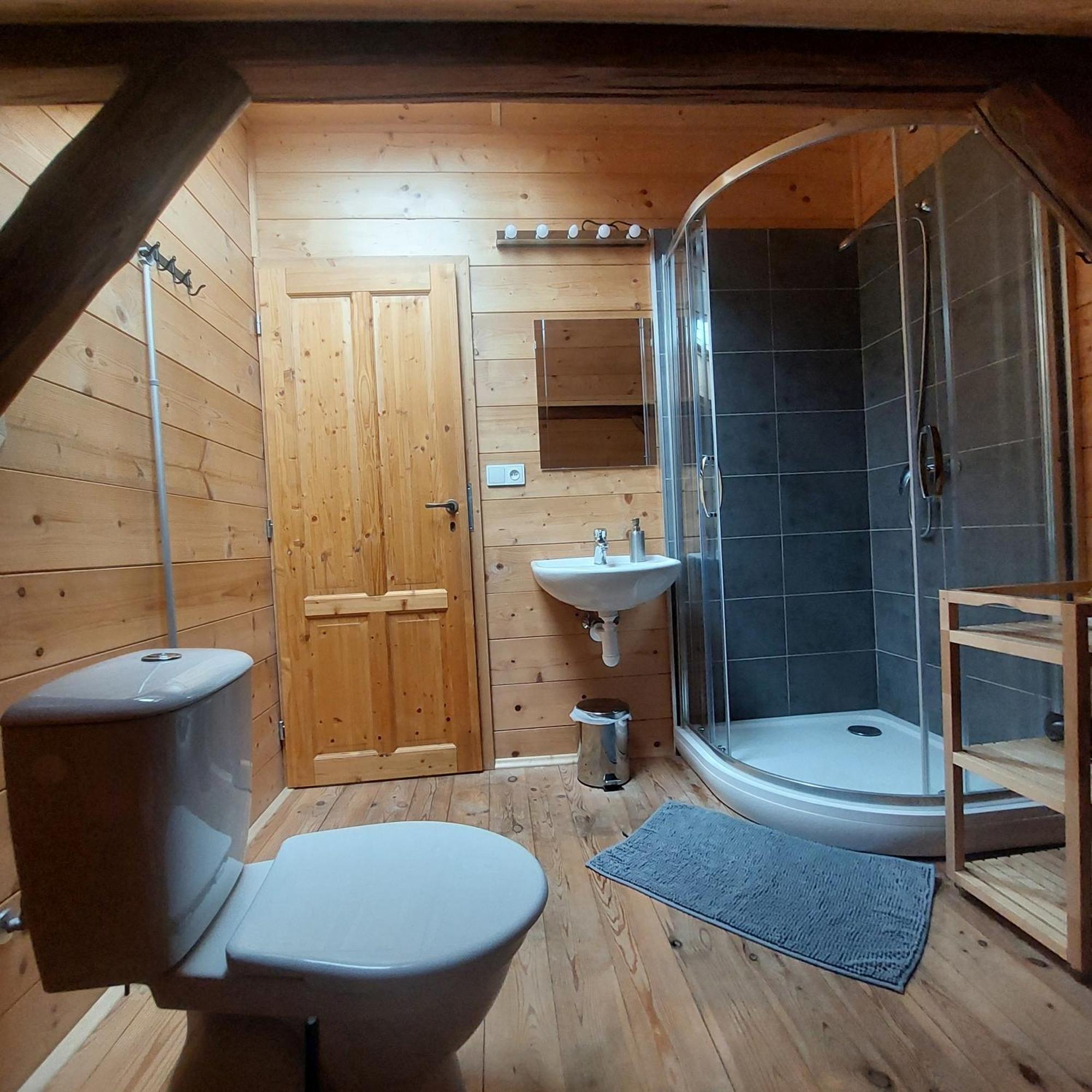 Apartmany U Tri Slunci Hroubovice エクステリア 写真